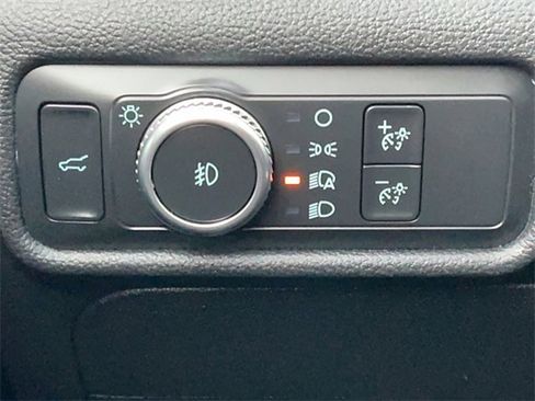 Used 2021 Ford Explorer XLT w/ Equipment Group 202A image 30