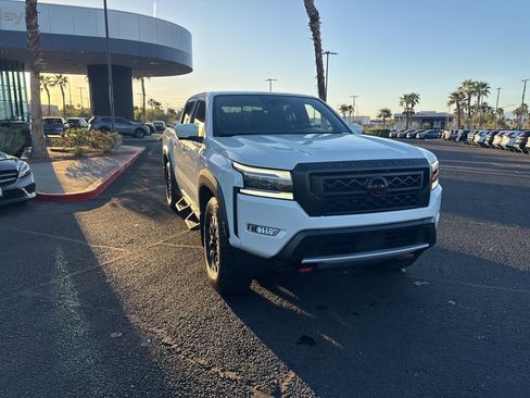 Used 2024 Nissan Frontier Pro-X w/ Pro Convenience Package image 3