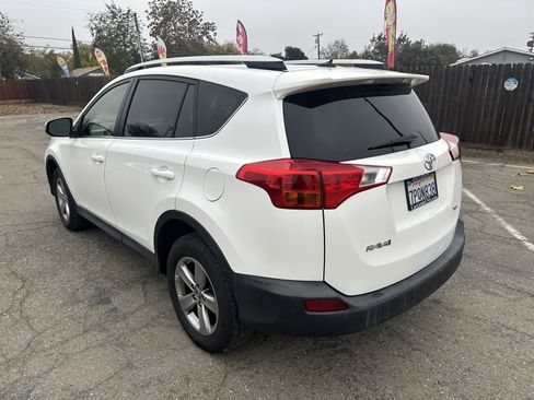 Used 2015 Toyota RAV4 XLE image 5