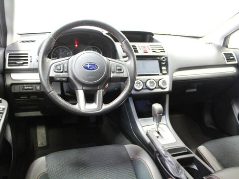Used 2016 Subaru Crosstrek 2.0i Premium AWD/4WD image 7