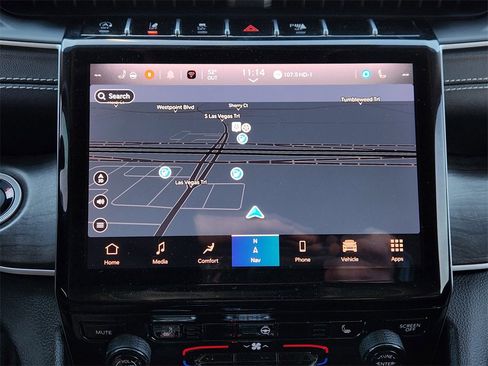 Used 2023 Jeep Grand Cherokee L Limited image 16