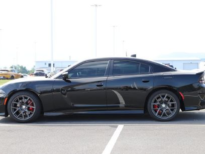 Used 2016 Dodge Charger R/T Scat Pack w/ Beats Audio Group