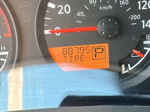 Used 2017 Nissan Frontier SV w/ SV Value Truck Package image 14