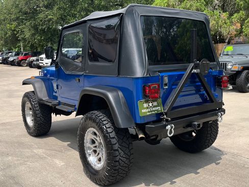 Used 1991 Jeep Wrangler Islander image 10