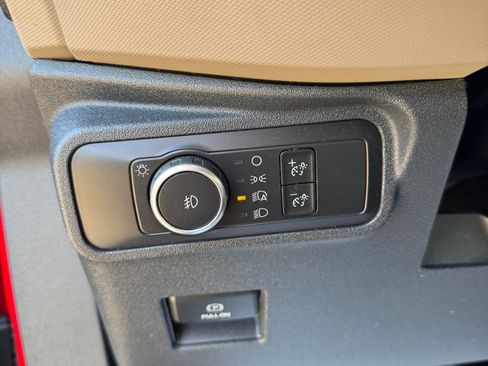 Used 2022 Ford Bronco Wildtrak image 13