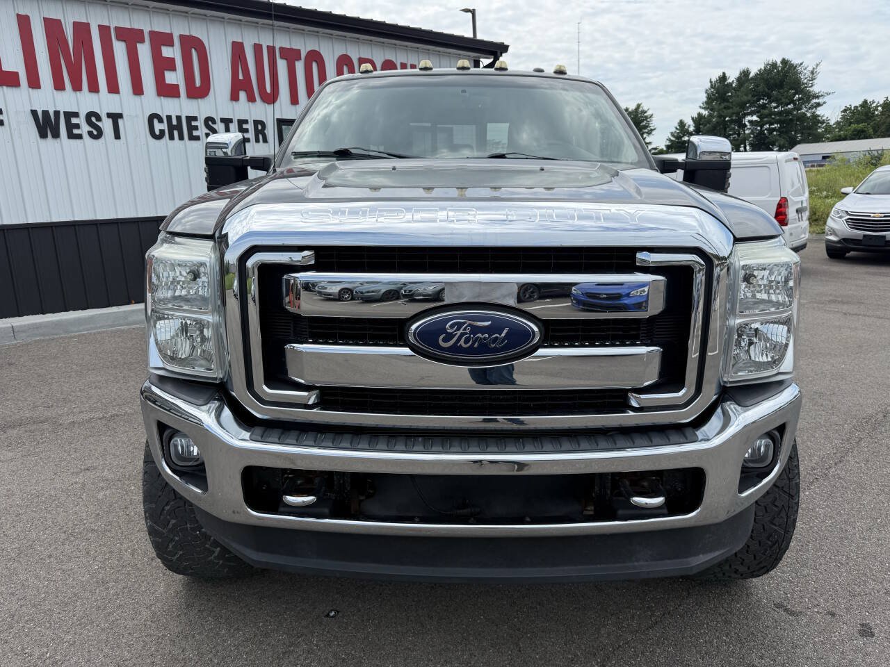 Used 2016 Ford F250 XLT w/ XLT Premium Package AWD/4WD image 3