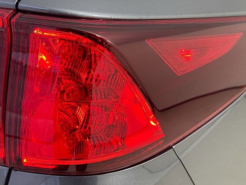 New 2026 Honda Odyssey EX-L image 10