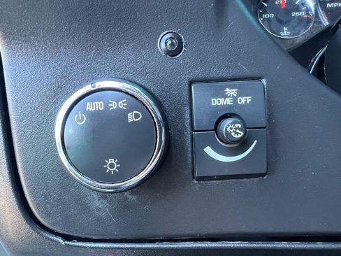 Used 2017 GMC Savana 2500 RWD image 26