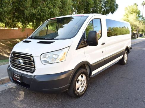Used 2017 Ford Transit 350 XLT image 3