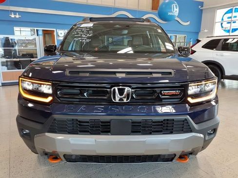 Certified 2026 Honda Passport TrailSport image 2