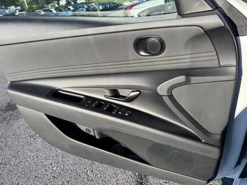 New 2026 Hyundai Elantra SEL Sport Premium FWD image 23