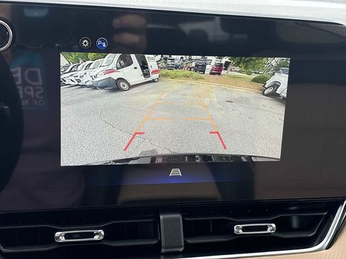 New 2026 Chevrolet Equinox ACTIV w/ Convenience Package III AWD/4WD image 15