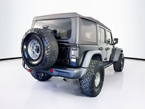 Used 2020 Jeep Wrangler Unlimited Rubicon w/ Steel Bumper Group image 10
