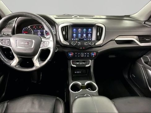 Used 2022 GMC Terrain SLT w/ Infotainment Package II AWD/4WD image 7