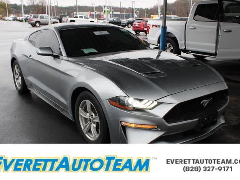 Used 2021 Ford Mustang Coupe image 1