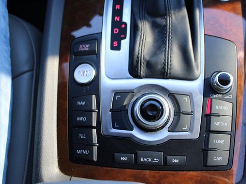 Used 2014 Audi Q7 TDI Premium Plus w/ Premium Plus Package image 23