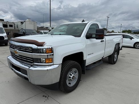 Used 2017 Chevrolet Silverado 2500 W/T w/ WT Convenience Package AWD/4WD image 7