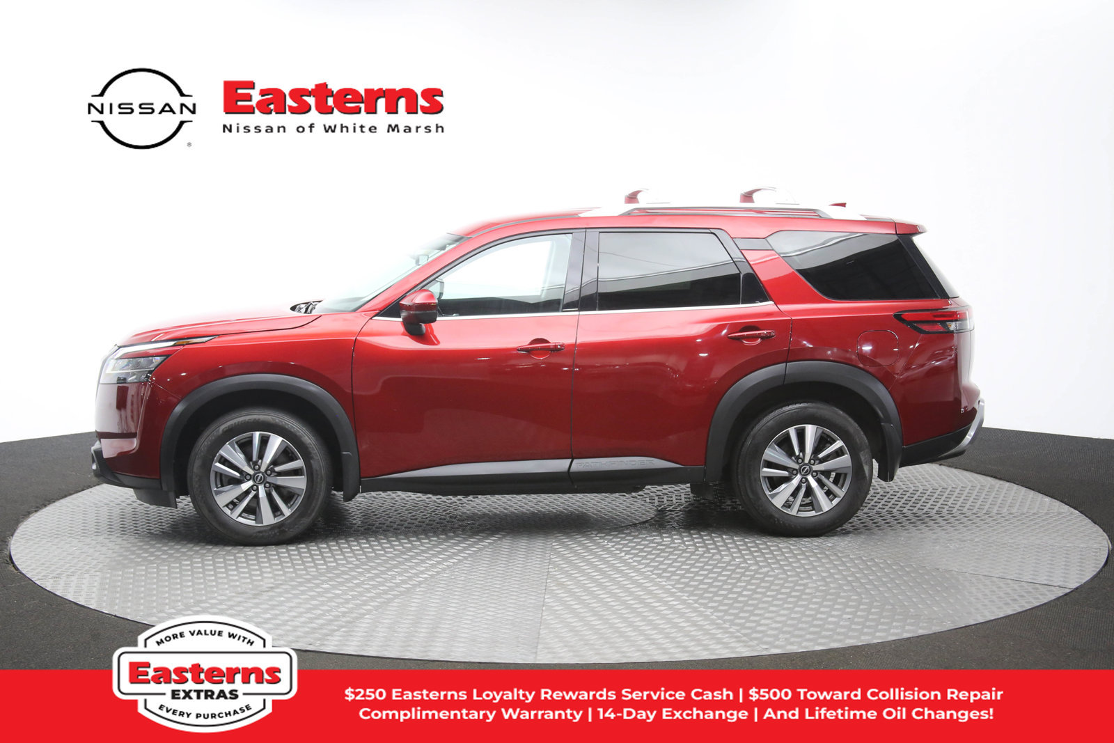 Used 2023 Nissan Pathfinder SL w/ Lighting Package (N92) AWD/4WD image 55