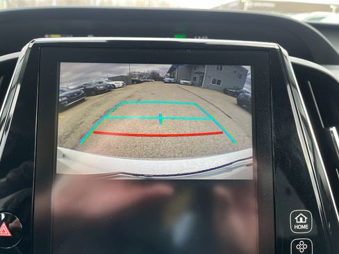 Used 2017 Toyota Prius Prime Premium image 24