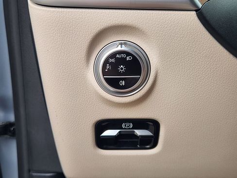 Used 2022 Mercedes-Benz C 300 Sedan image 26