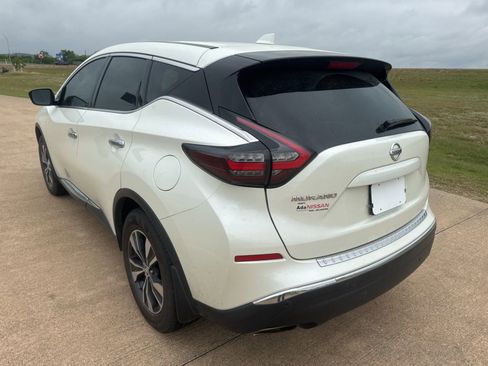 Used 2021 Nissan Murano S image 3