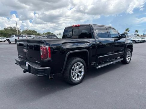 Used 2018 GMC Sierra 1500 SLT w/ SLT Premium Package AWD/4WD image 6