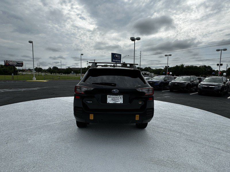 Certified 2025 Subaru Outback Wilderness AWD/4WD image 7