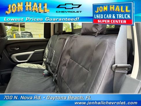 Used 2023 Nissan Titan SV w/ SV Convenience Package AWD/4WD image 21