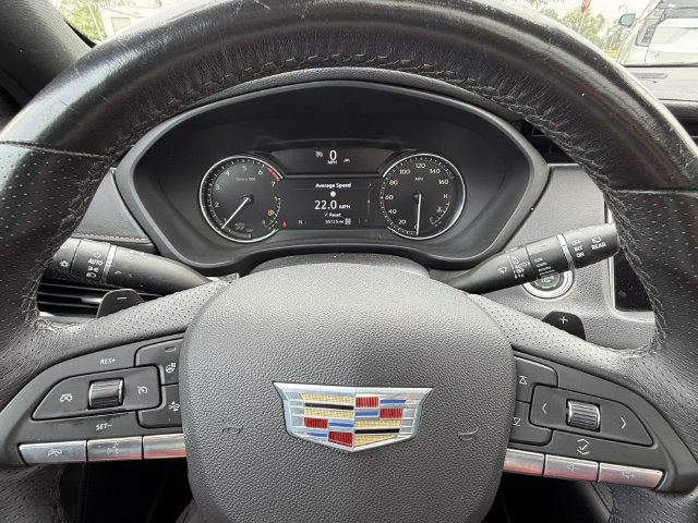 Used 2023 Cadillac XT4 Sport w/ Cold Weather Package AWD/4WD image 19