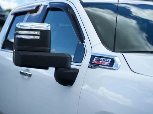 Used 2021 GMC Sierra 3500 Denali w/ Denali Ultimate Package AWD/4WD image 9