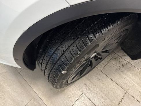 Used 2020 Tesla Model X Long Range image 33