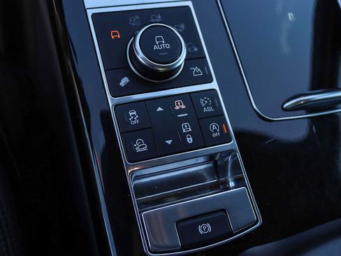 Used 2016 Land Rover Range Rover Long Wheelbase Supercharged AWD/4WD image 26