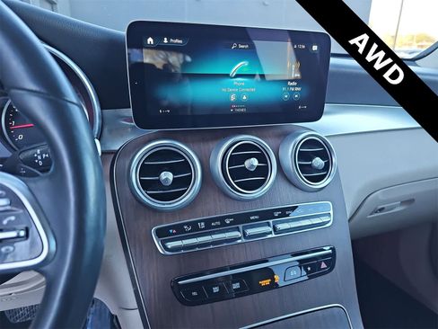Used 2022 Mercedes-Benz GLC 300 4MATIC w/ Premium Package Lite image 20