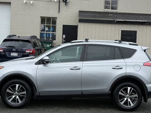Used 2017 Toyota RAV4 XLE w/ All Weather Liner Package AWD/4WD image 8