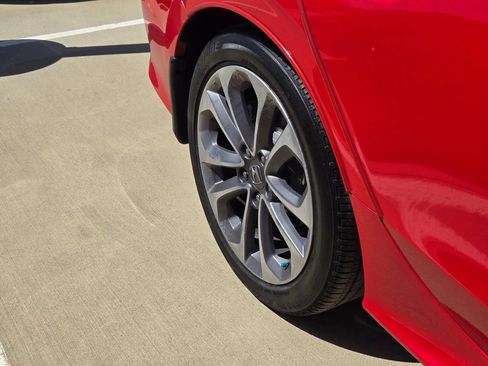 Used 2025 Honda Civic Sport image 19