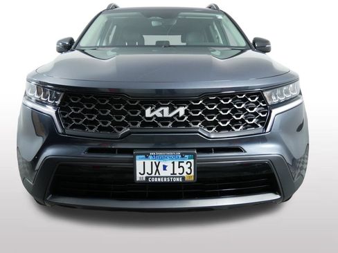 Certified 2022 Kia Sorento S AWD/4WD image 4