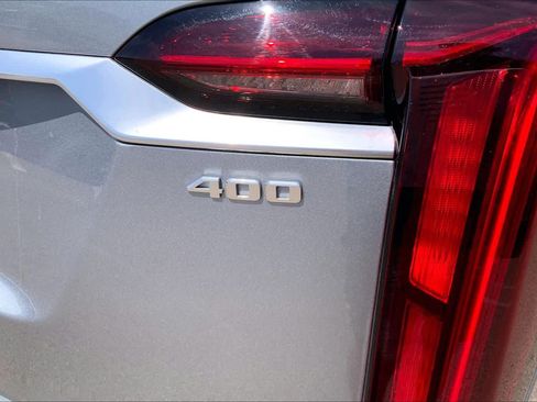 Used 2025 Cadillac XT6 Premium Luxury AWD/4WD image 9
