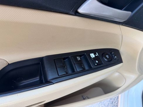 Used 2012 Honda Accord SE image 19