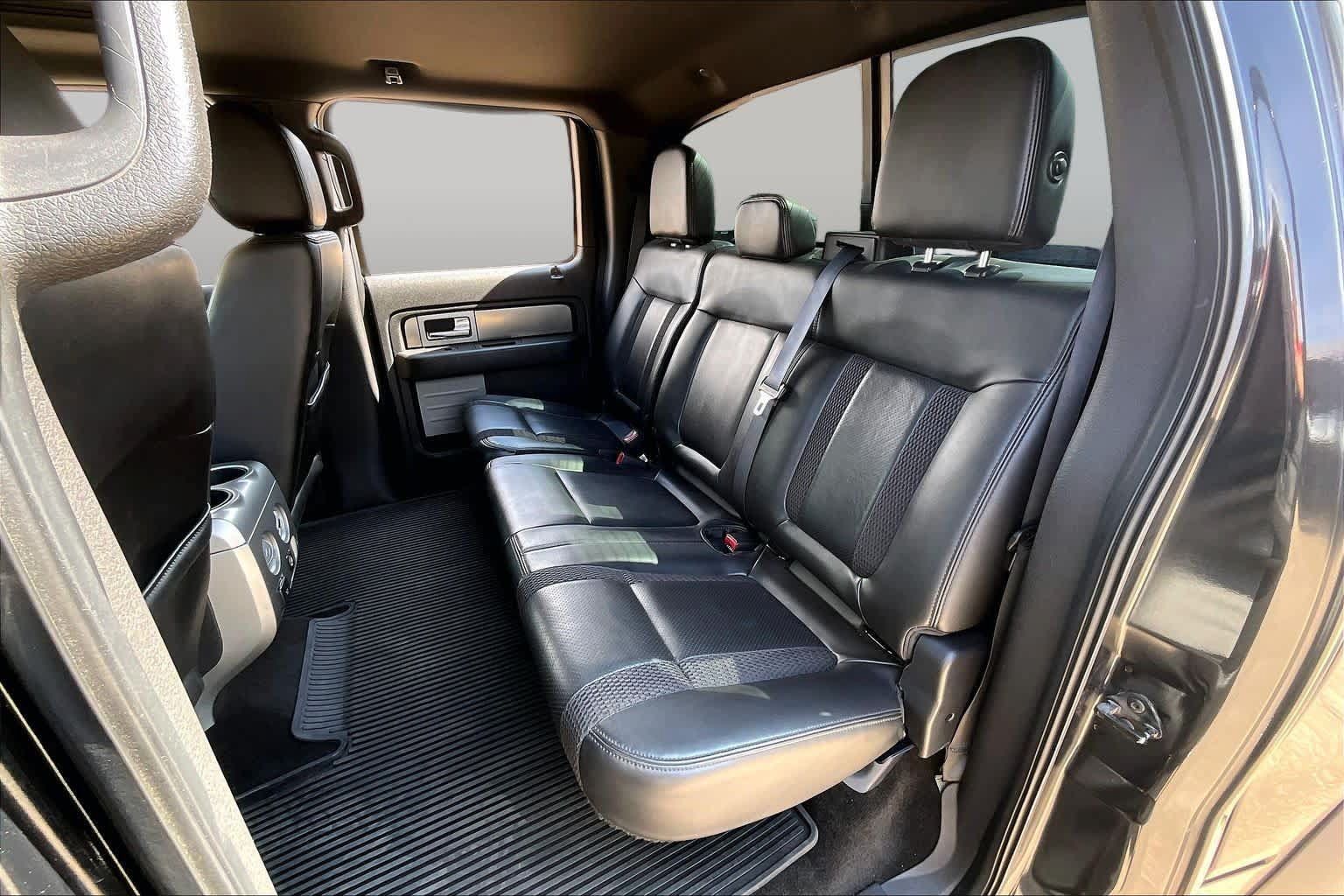 Used 2014 Ford F150 Raptor w/ Equipment Group 801A Luxury AWD/4WD image 17