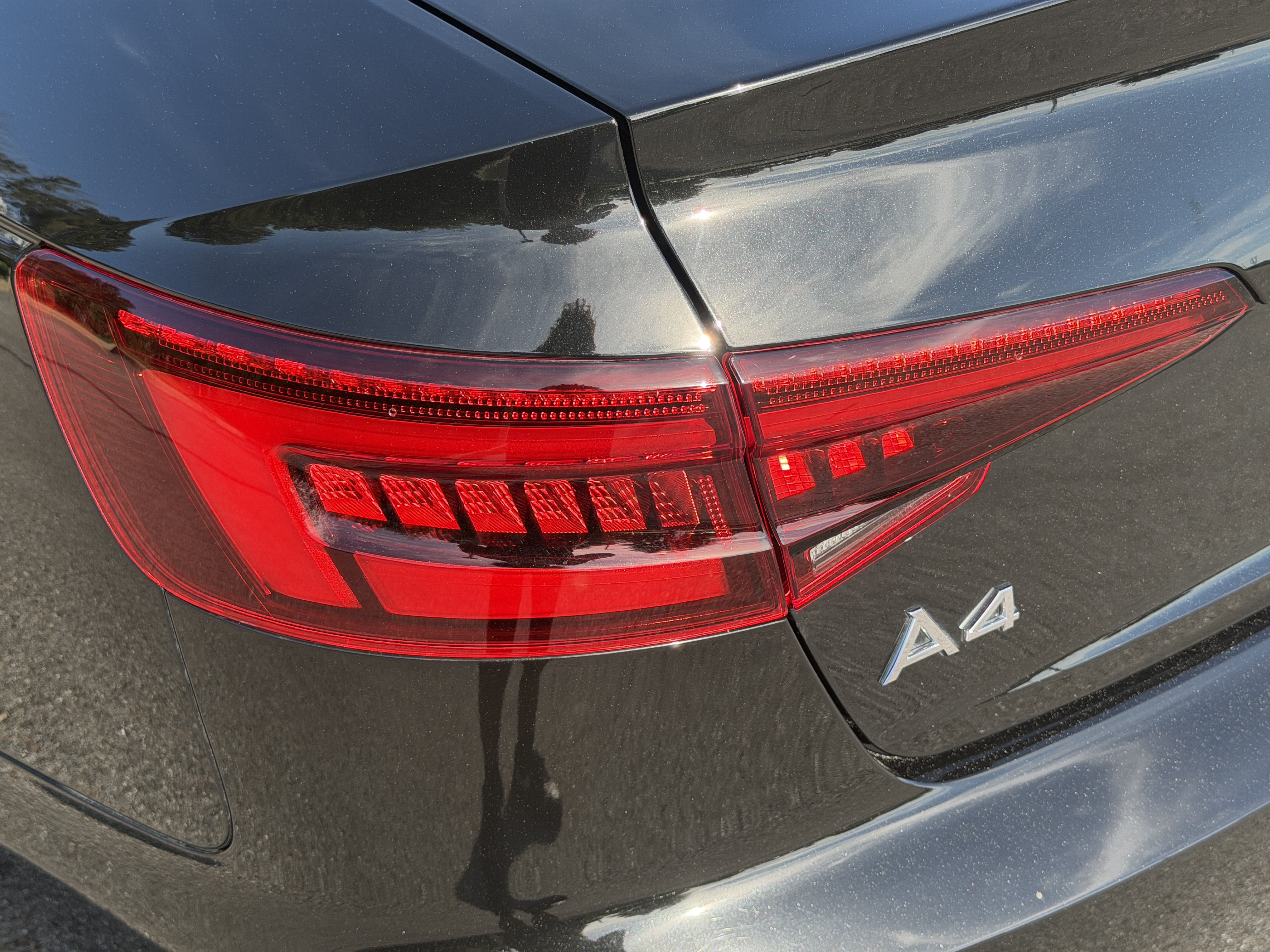 Used 2019 Audi A4 2.0T Premium Plus w/ Premium Plus Package AWD/4WD image 10