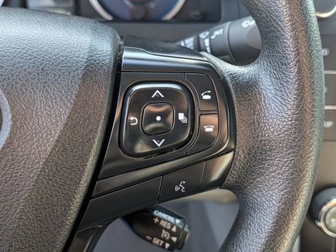 Used 2017 Toyota Camry LE FWD image 18
