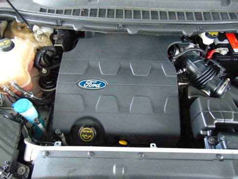 Used 2015 Ford Edge Titanium w/ Equipment Group 301A AWD/4WD image 20