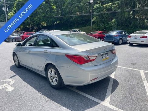 Used 2013 Hyundai Sonata GLS w/ Popular Equipment Pkg FWD image 3