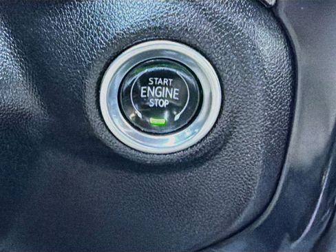 Used 2019 GMC Sierra 1500 AT4 w/ AT4 Premium Package AWD/4WD image 36