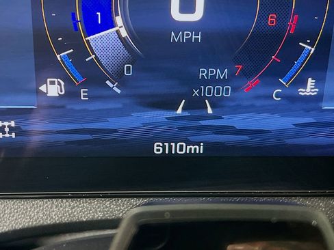 Used 2025 Chevrolet Traverse LT w/ Enhanced Driving Package AWD/4WD image 12