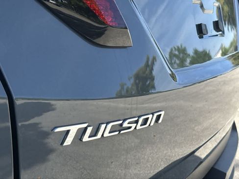 Used 2024 Hyundai Tucson SEL FWD image 11