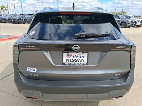 New 2026 Nissan Kicks SR image 5