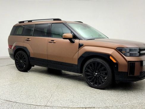 Used 2025 Hyundai Santa Fe Calligraphy AWD/4WD image 3