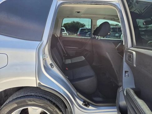 Used 2016 Subaru Forester 2.5i Premium w/ All-Weather Package AWD/4WD image 19