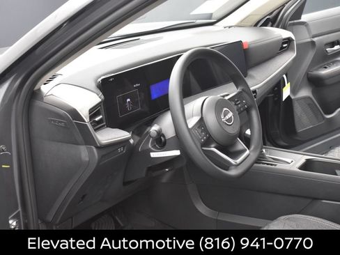 Certified 2026 Nissan Kicks SV w/ SV Premium Package AWD/4WD image 7
